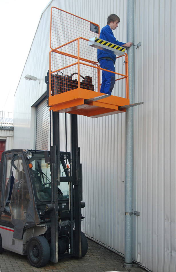 arbeitsbuehne_siko_details