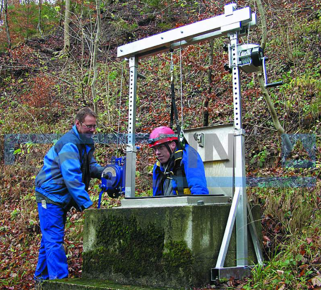 Alu-Portalkran im Brunnenbau und Schachtbau